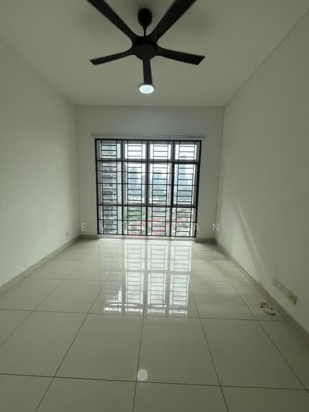 Service Residence for Rent at Skysuites @ Meldrum Hills - Eve Chan - Living hall - PropertyGuru.com.my
