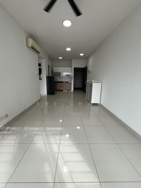 Service Residence for Rent at Skysuites @ Meldrum Hills - Eve Chan - Living room - PropertyGuru.com.my