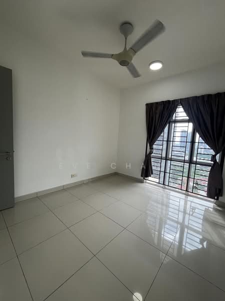 Service Residence for Rent at Skysuites @ Meldrum Hills - Eve Chan - Bed room - PropertyGuru.com.my