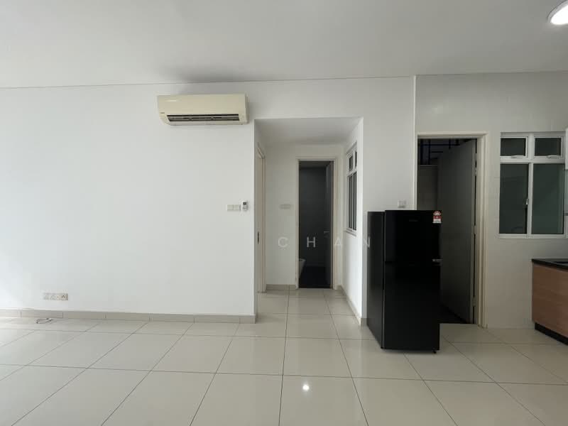 Service Residence for Rent at Skysuites @ Meldrum Hills - Eve Chan - Living room - PropertyGuru.com.my
