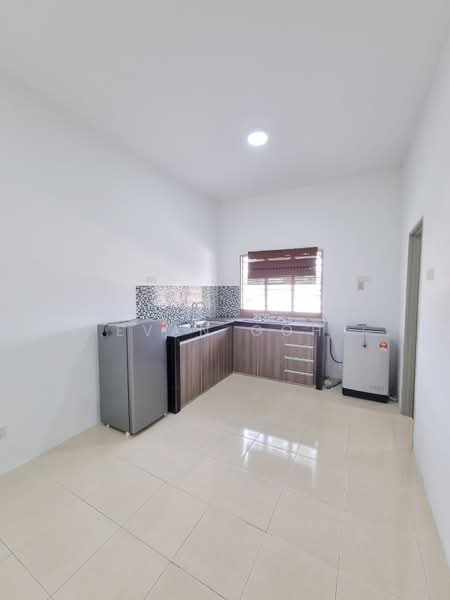 Rumah Bandar untuk Disewa di Taman Tasik Puchong (Puchong) - Evan Goh - Kitchen - PropertyGuru.com.my