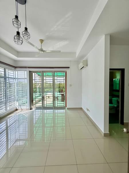 2-storey Terraced House for Rent in Johor Bahru (Johor) - Jayson Teo - Living Room - PropertyGuru.com.my