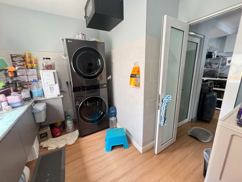 Semi-Detached House for Sale in Ampang (Selangor) - Ali Idris - Kitchen - PropertyGuru.com.my