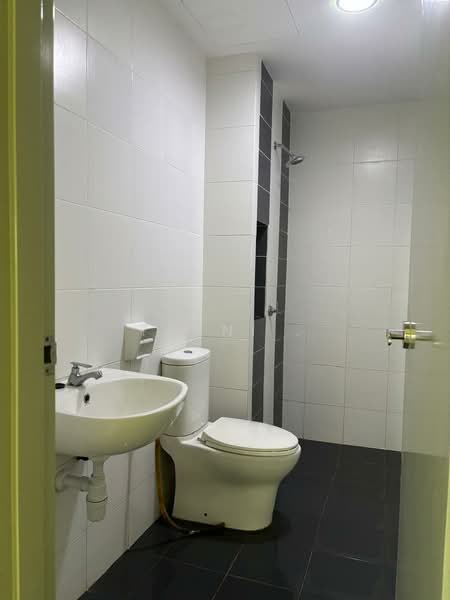 Servis Apartment untuk Disewa di Metia Residence - Yenni . - Bathroom - PropertyGuru.com.my
