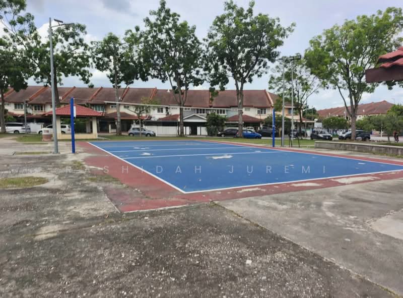 Semi-Detached House for Sale in Seksyen 7 (Shah Alam) - Rashidah Juremi - Exterior - PropertyGuru.com.my