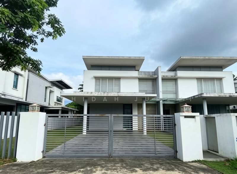 Semi-Detached House for Sale in Seksyen 7 (Shah Alam) - Rashidah Juremi - Exterior - PropertyGuru.com.my
