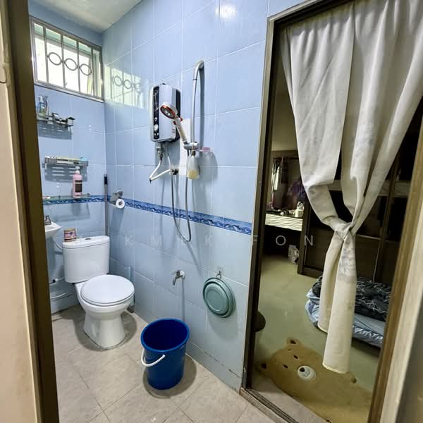 2-storey Terraced House for Sale in Taman Bukit Kempas (Tampoi) - MekMek Fong - PropertyGuru.com.my