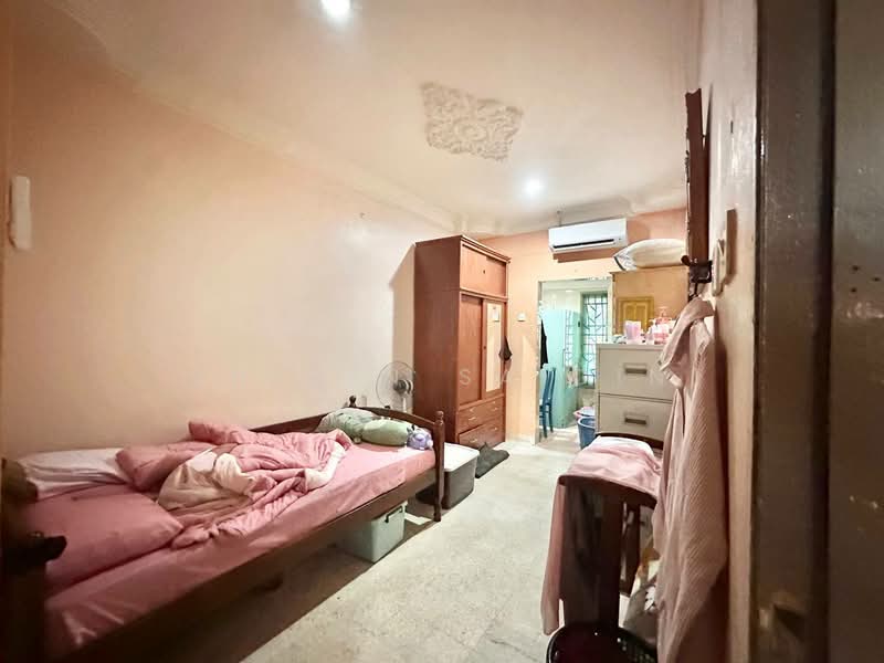 Rumah Teres 1-Tingkat untuk Dijual di Taman Desa Bakti (Selayang) - Shiqin Saidin - Bedroom - PropertyGuru.com.my