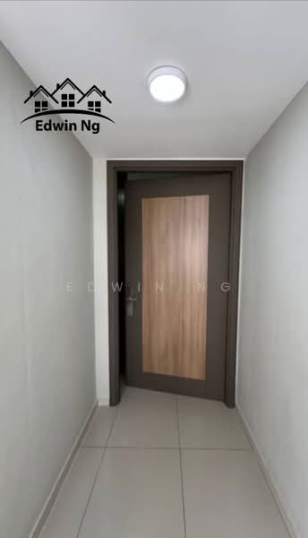 Kondominium untuk Dijual di Senzvilles (Senzo Residence) - Edwin Ng - Entrance - PropertyGuru.com.my