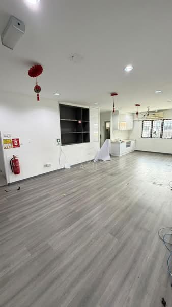Factory for Rent in Serdang Raya (Seri Kembangan) - Tabber Tan - Interior - PropertyGuru.com.my