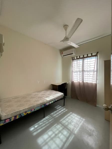 Apartment for Rent at Akasia Apartment - Yi Jun - Bedroom - PropertyGuru.com.my