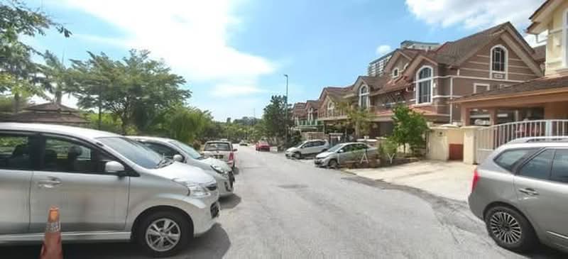 Semi-Detached House for Sale in Bukit Rahman Putra (Sungai Buloh) - Hannee Tay - Exterior - PropertyGuru.com.my