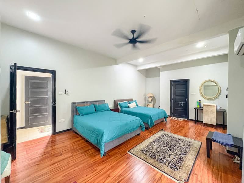 Rumah Banglo untuk Dijual di Seksyen 9 (Shah Alam) - Shiqin Saidin - Bedroom - PropertyGuru.com.my