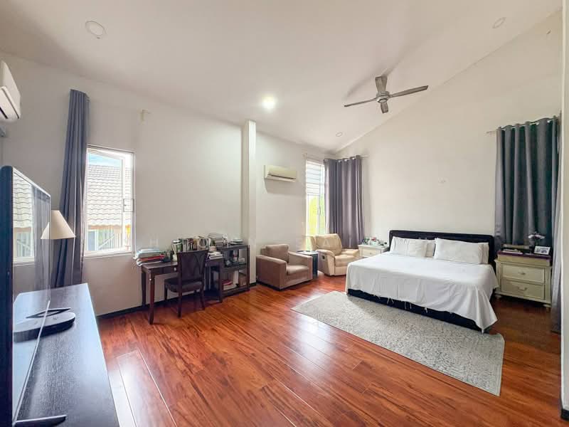 Rumah Banglo untuk Dijual di Seksyen 9 (Shah Alam) - Shiqin Saidin - Bedroom - PropertyGuru.com.my