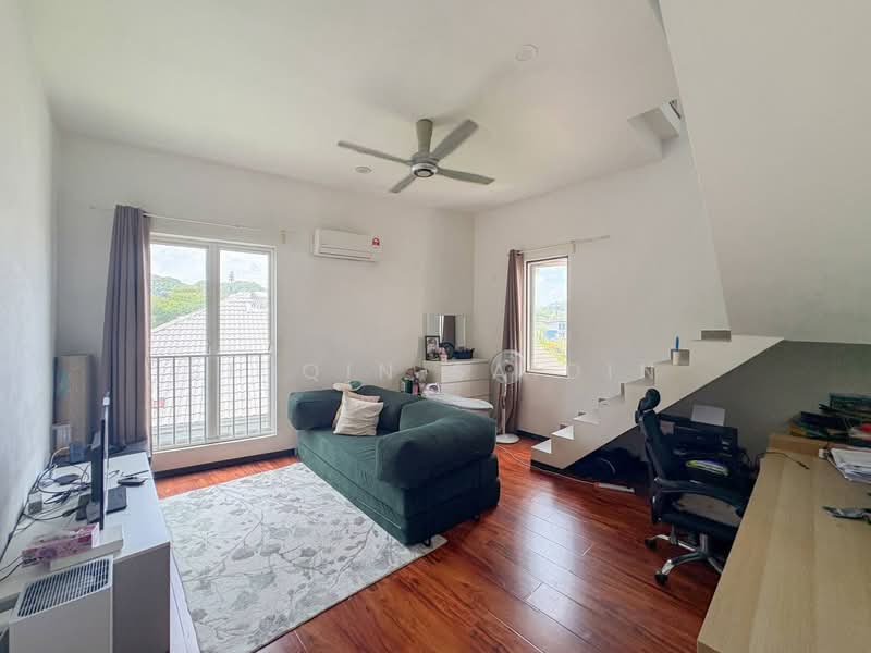 Rumah Banglo untuk Dijual di Seksyen 9 (Shah Alam) - Shiqin Saidin - Living Room - PropertyGuru.com.my