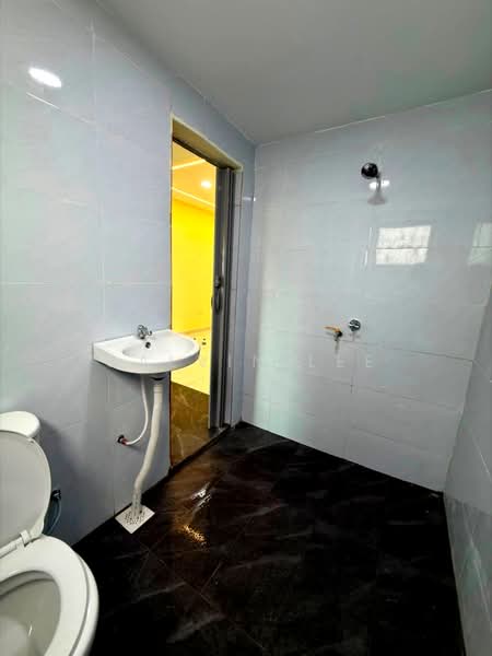 Flat for Sale at Bandar Selesa Jaya - Calvin Lee - PropertyGuru.com.my