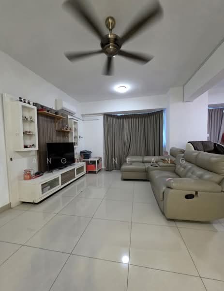Servis Apartment untuk Dijual di Main Place Residence - ANGELINE ANG - Living Room - PropertyGuru.com.my