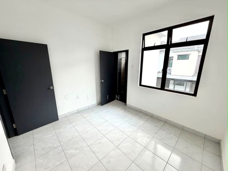 2-storey Terraced House for Sale in Taman Austin Duta (Tebrau) - Calvin Lee - PropertyGuru.com.my