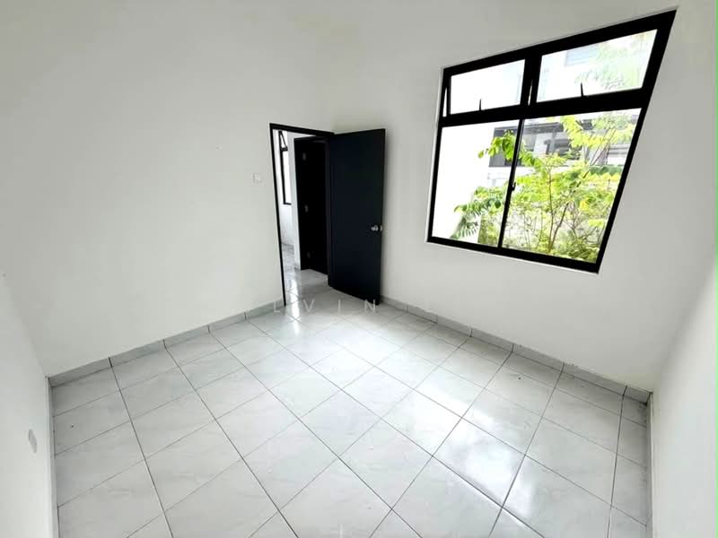 2-storey Terraced House for Sale in Taman Austin Duta (Tebrau) - Calvin Lee - PropertyGuru.com.my