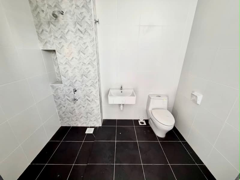 2-storey Terraced House for Sale in Taman Austin Duta (Tebrau) - Calvin Lee - PropertyGuru.com.my