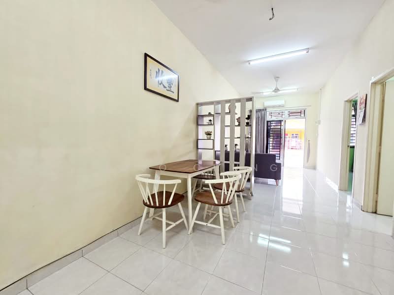 1-storey Terraced House for Sale in Taman JP Perdana (Johor Bahru) - Jojo Chung - Living Room - PropertyGuru.com.my