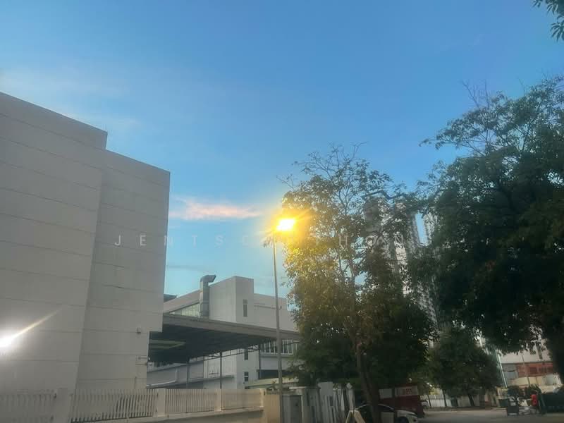Semi-D Factory for Sale in Taman Perindustrian Kip (Kepong) - Jentsen Thong - Exterior - PropertyGuru.com.my