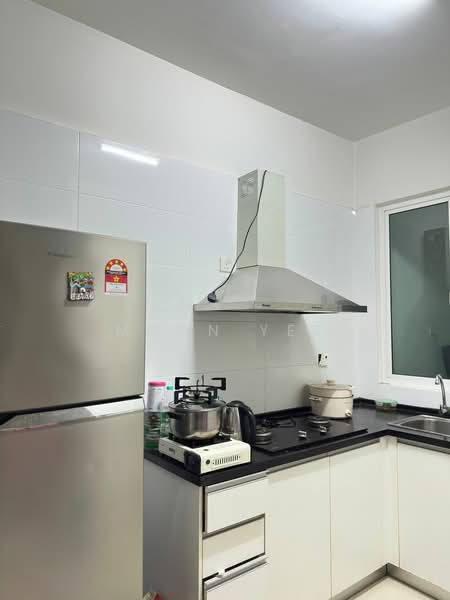 Kondominium untuk Disewa di The Regina - Moon Yee - Kitchen - PropertyGuru.com.my