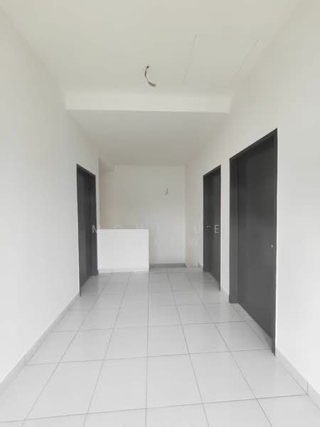 Terraced House for Sale in Rawang (Selangor) - Monique Chiew - Corridor - PropertyGuru.com.my