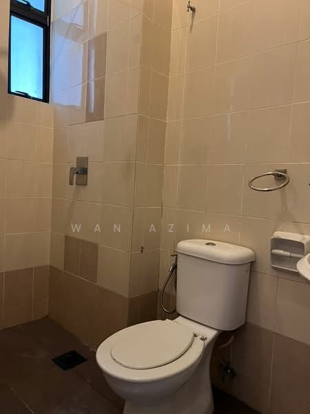 Semi-Detached House for Sale in Taman Villa Putra (Sungai Buloh) - Wan Azima - Bathroom - PropertyGuru.com.my