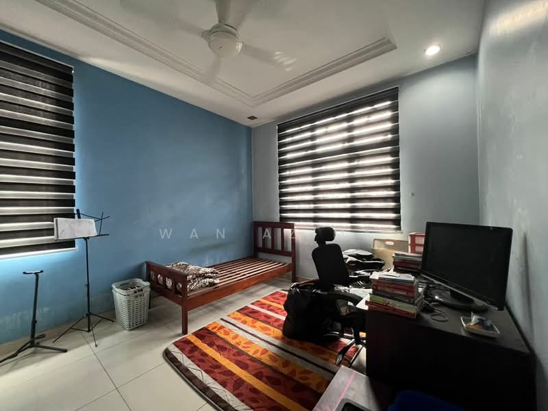 Semi-Detached House for Sale in Taman Villa Putra (Sungai Buloh) - Wan Azima - Bedroom - PropertyGuru.com.my
