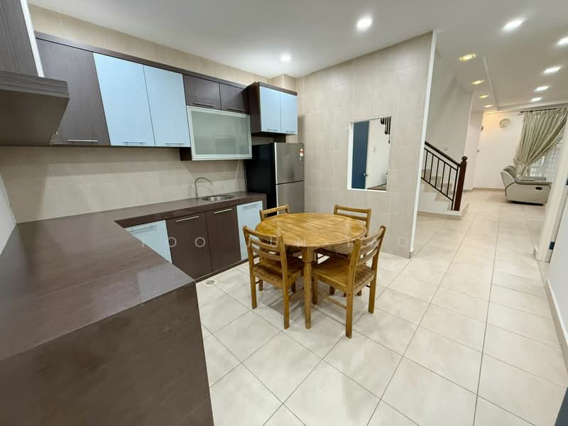 Rumah Kluster untuk Disewa di Jemaluang (Johor) - Foo Jun Tao - Kitchen - PropertyGuru.com.my