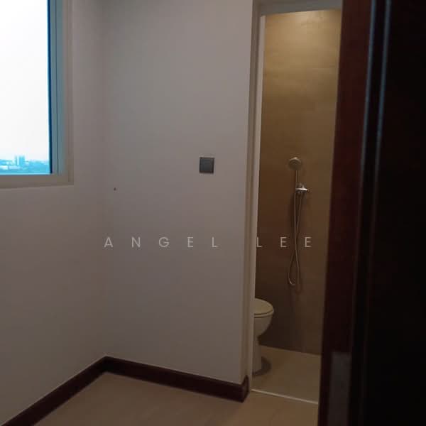 Service Residence for Rent at Puteri Cove Residences - Angel Lee - Bathroom - PropertyGuru.com.my