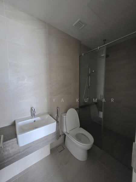 Service Residence for Sale at Edelweiss @ Tropicana Gardens - Uthaya Kumar - Bathroom - PropertyGuru.com.my