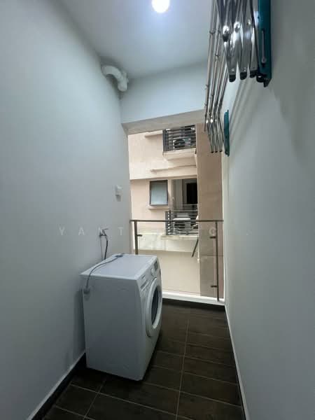 Kondominium untuk Dijual di Bay Point @ Country Garden Danga Bay - YANTING.C . - Balcony - PropertyGuru.com.my