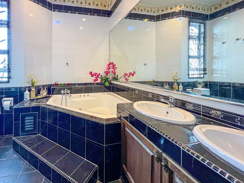 Rumah Banglo untuk Dijual di Sepang (Selangor) - Ali Idris - Bathroom - PropertyGuru.com.my