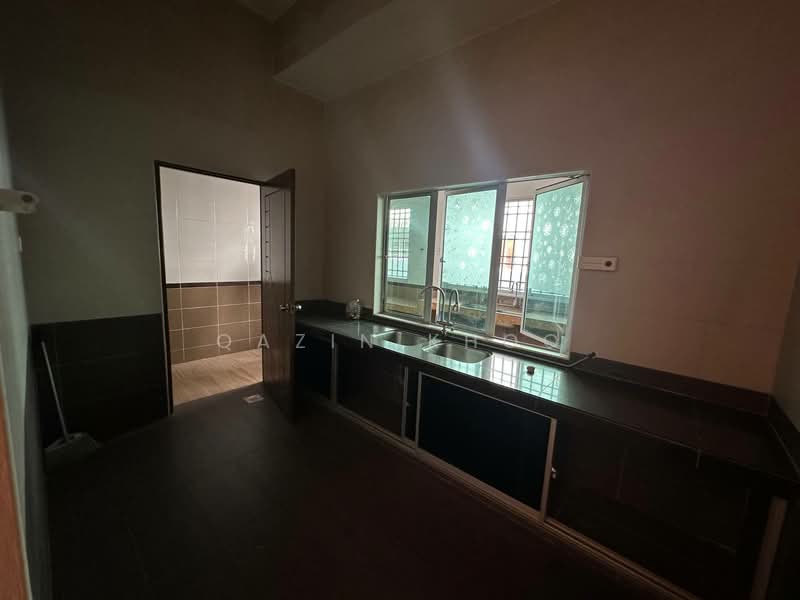 2-storey Terraced House for Rent in Menglembu (Perak) - Qazin Khoo - Kitchen - PropertyGuru.com.my