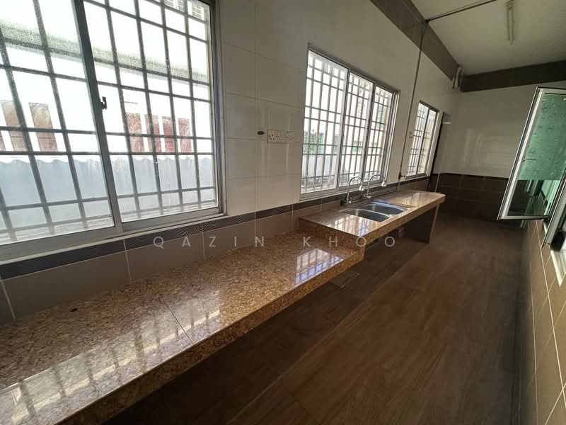 2-storey Terraced House for Rent in Menglembu (Perak) - Qazin Khoo - Kitchen - PropertyGuru.com.my