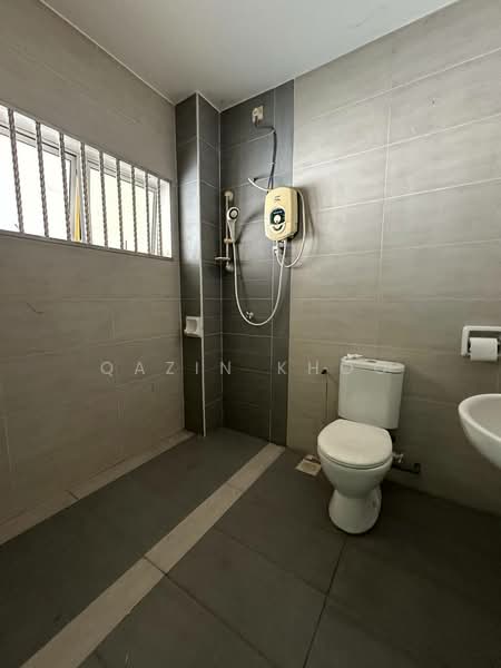 2-storey Terraced House for Rent in Menglembu (Perak) - Qazin Khoo - Bathroom - PropertyGuru.com.my