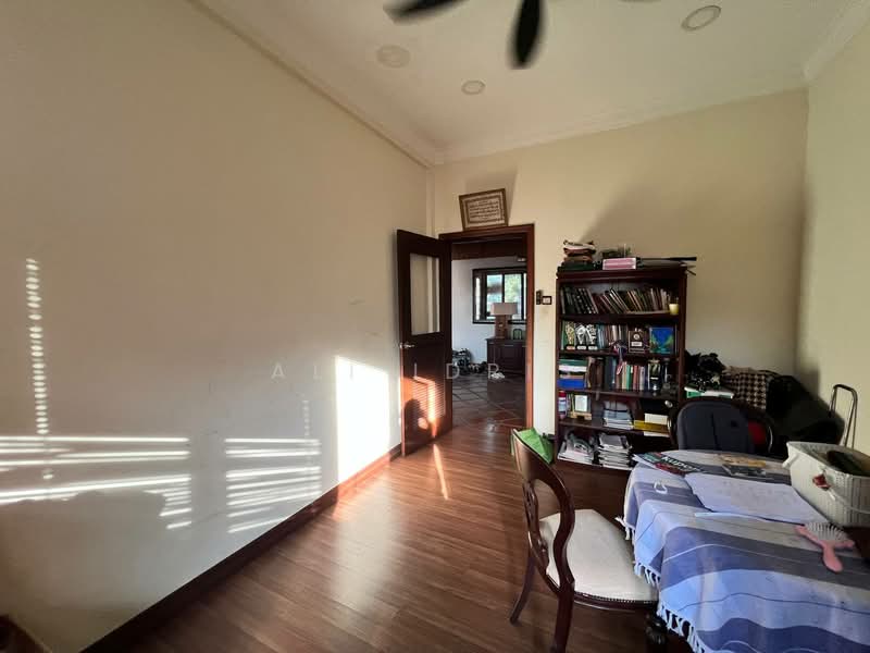 Rumah Berkembar untuk Dijual di Taman Sungai Jati Permai (Klang) - Ali Idris - Study - PropertyGuru.com.my