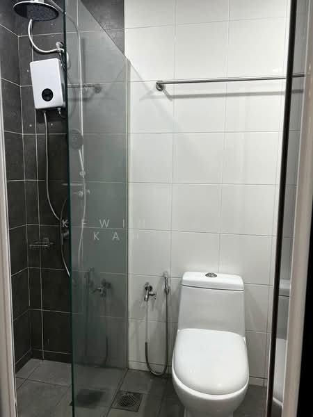 Condominium for Sale at Koi Prima Condominium - Kewin Poon Kah Wei - Bathroom - PropertyGuru.com.my