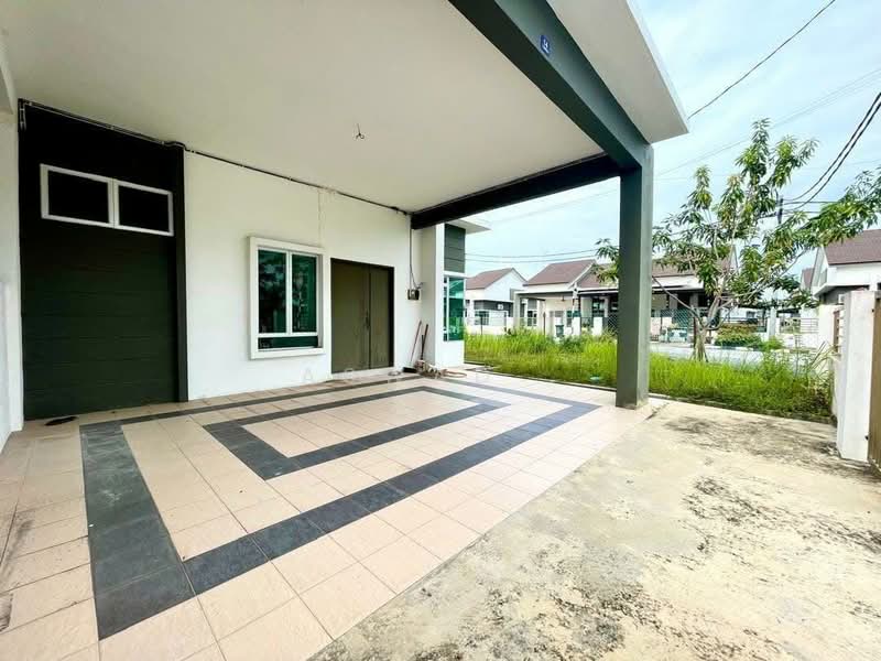 Rumah Berkembar untuk Dijual di Taman Nusantara (Kuala Kedah) - Aswad . - Exterior - PropertyGuru.com.my