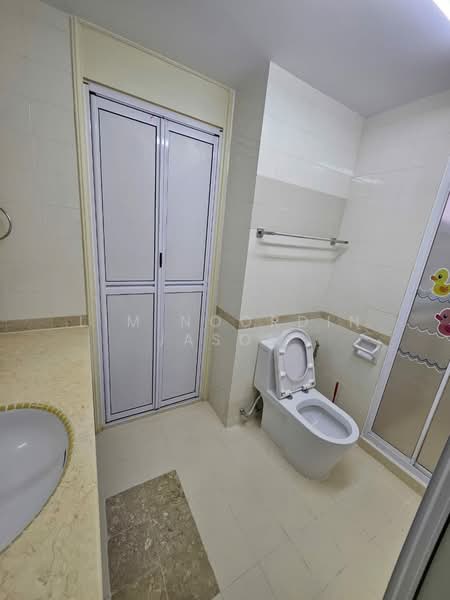 Condominium for Rent at Bellisa Court - Lim Noordin Jason - Bathroom - PropertyGuru.com.my