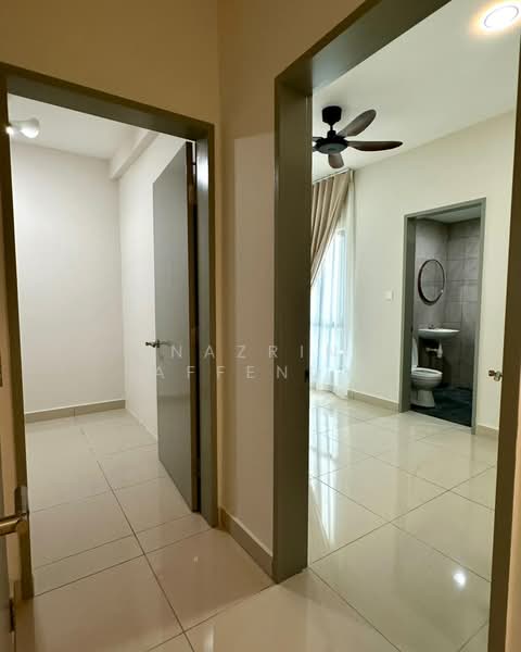Condominium for Rent at Subang Bestari - Nazrin Affendy - Corridor - PropertyGuru.com.my
