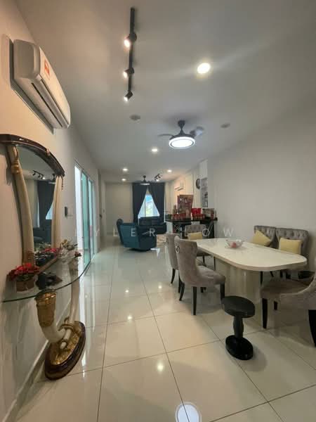 Rumah Teres 2 Tingkat untuk Dijual di Setia Eco Templer (Rawang) - Kyler Low - Living Room - PropertyGuru.com.my