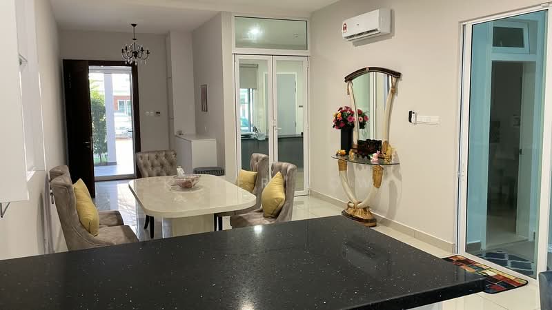 Rumah Teres 2 Tingkat untuk Dijual di Setia Eco Templer (Rawang) - Kyler Low - Dining Room - PropertyGuru.com.my