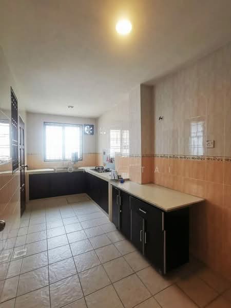 2-storey Terraced House for Sale in Bukit Indah (Iskandar Puteri (Nusajaya)) - Tommy Tai - Kitchen - PropertyGuru.com.my