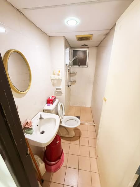 Pangsapuri untuk Disewa di Symphony Park - Jerry Tan - Bathroom - PropertyGuru.com.my