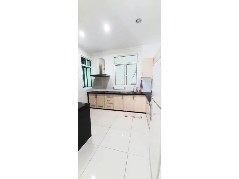 Condominium for Rent at Reflections Condominium - Jerry Tan - Kitchen - PropertyGuru.com.my