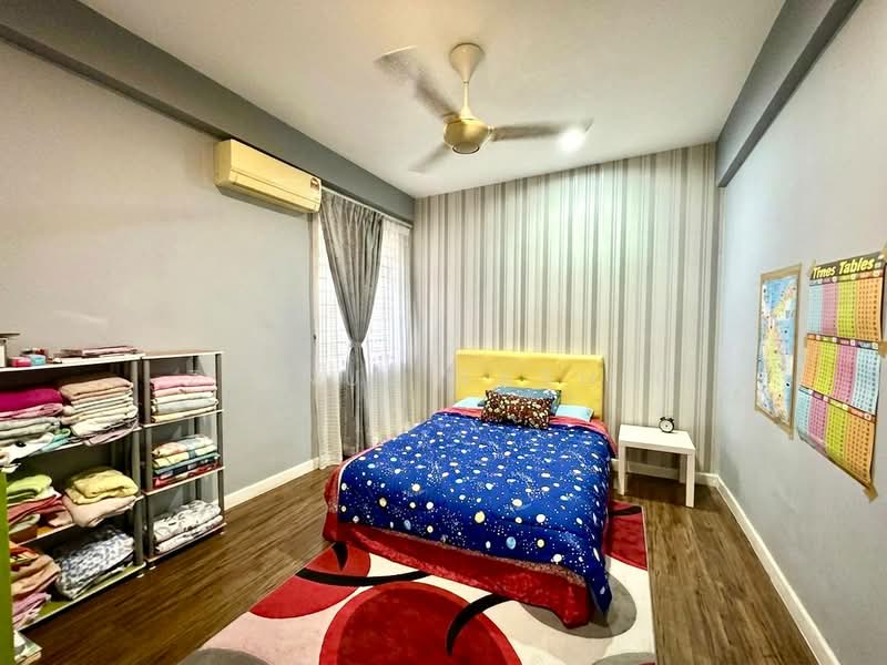 Condominium for Sale at Sri Lojing Condominiums - Zainul Rashid - Bedroom - PropertyGuru.com.my