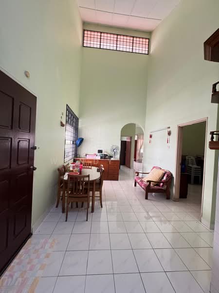 1-storey Terraced House for Sale in Taman Perling (Perling) - Wendy Tay - PropertyGuru.com.my